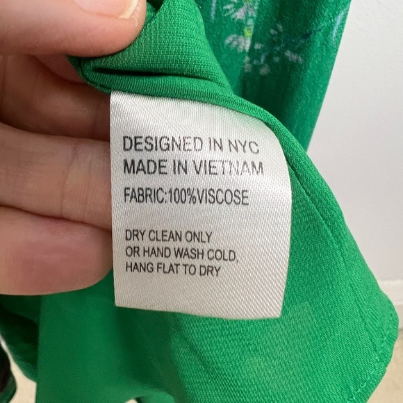 Yumi Kim Tracey Green Floral Maxi Dress Size XS Sold Out  - FLAW - Picture 14 of 16